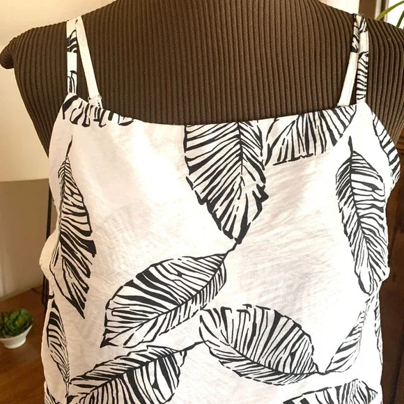 Jumpsuit Tropical Black White Strappy Wide Leg Linen Look Casual Summer Sz M/L - Picture 4 of 9